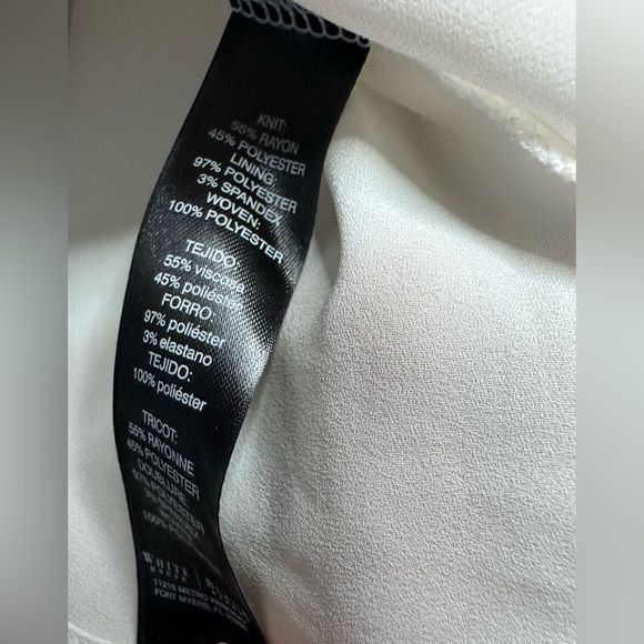 White House Black Market V-Neck Sweater in Beige and White - Picture 9 of 9